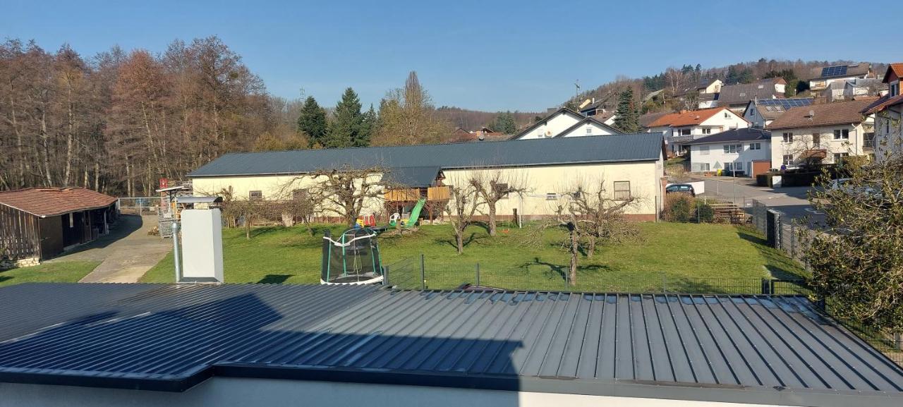 Grosse Tolle 4 Zimmer Ferienwohnung Im Herzen Des Odenwaldes Mörlenbach Exteriör bild