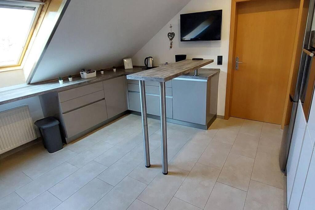 Grosse Tolle 4 Zimmer Ferienwohnung Im Herzen Des Odenwaldes Mörlenbach Exteriör bild