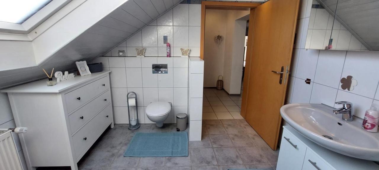 Grosse Tolle 4 Zimmer Ferienwohnung Im Herzen Des Odenwaldes Mörlenbach Exteriör bild