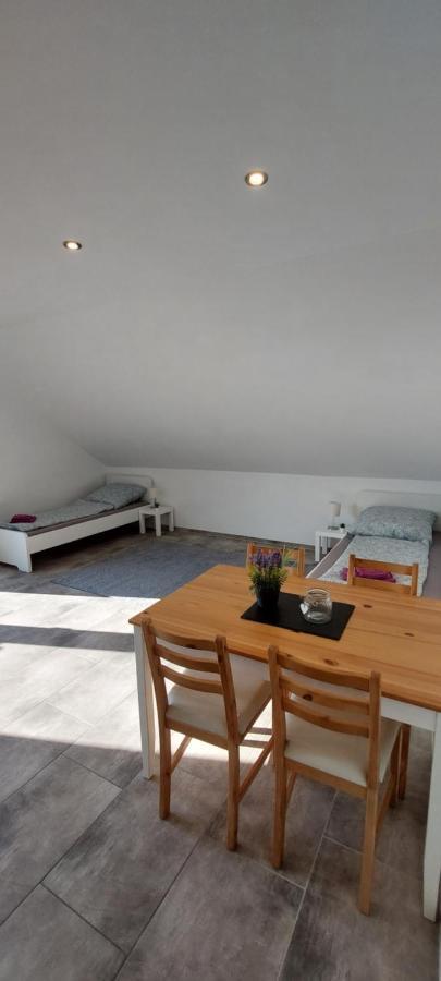 Grosse Tolle 4 Zimmer Ferienwohnung Im Herzen Des Odenwaldes Mörlenbach Exteriör bild